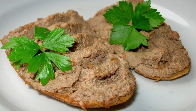 Delicious sandwiches on the New Years table: hot, beautiful, original