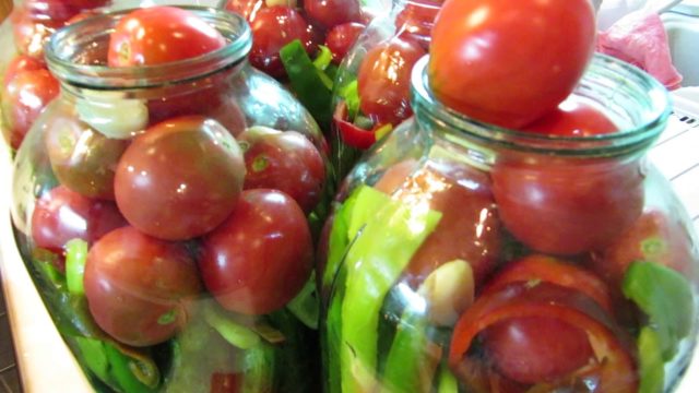 Delicious tomatoes and peppers for the winter