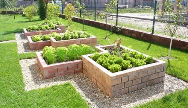 DIY brick beds 