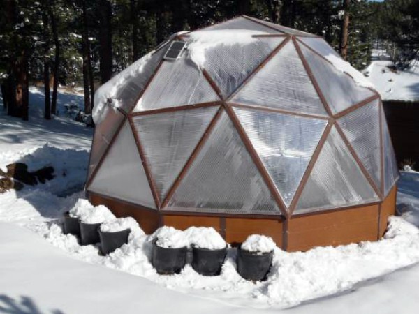 DIY dome greenhouse: step by step instructions