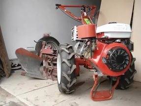 DIY mini tractor from a walk-behind tractor 