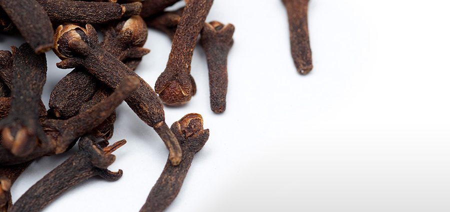 Do cloves help with toothache?