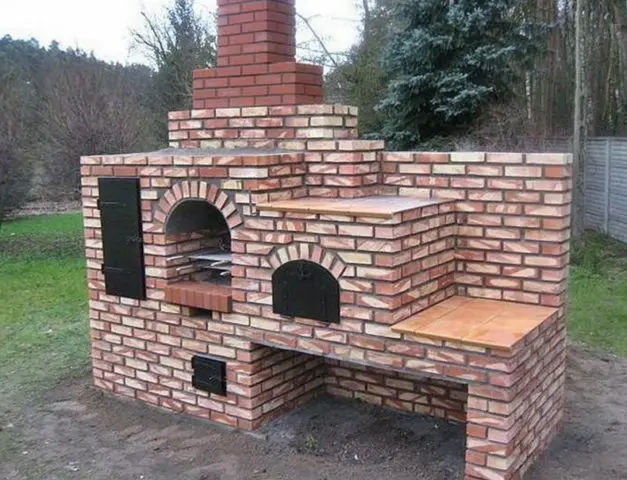 Do-it-yourself brick smokehouse: hot, cold smoked