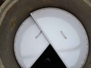 Do-it-yourself insulation of a well from concrete rings: how to reliably protect it from freezing