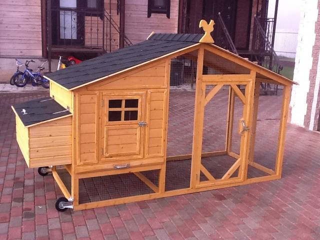 Do-it-yourself portable chicken coops: photo + drawings