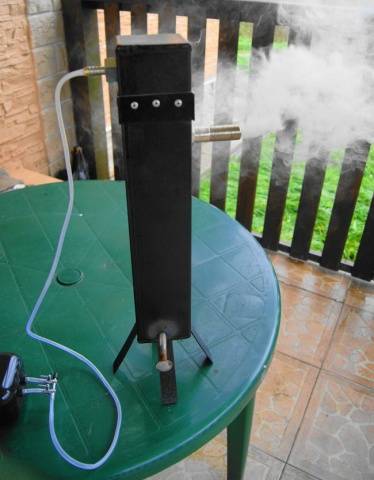 Do-it-yourself smoke generator for cold smoking