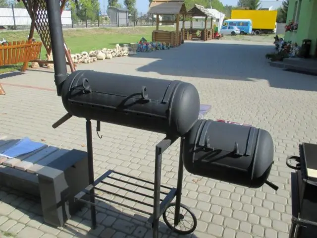 Do-it-yourself smokehouse-barbecue from a gas cylinder: drawings, photos, videos