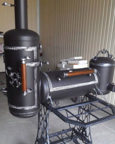 Do-it-yourself smokehouse from a gas cylinder: photos, drawings, video