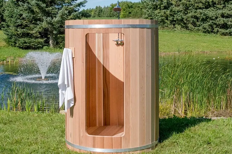 Do-it-yourself summer shower in the country with heating