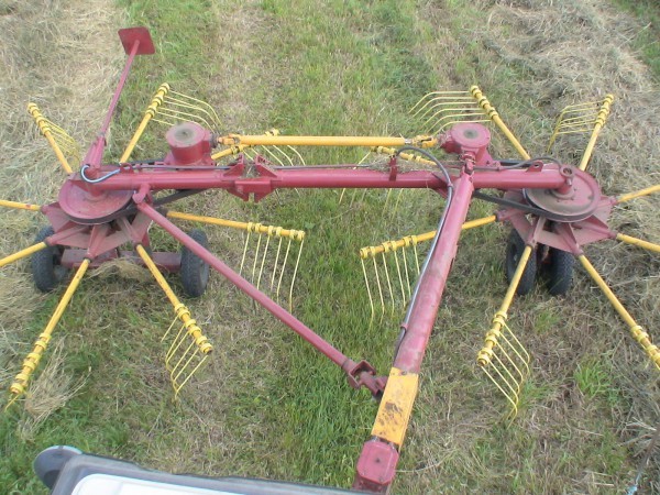 Do-it-yourself tedder rake: instructions