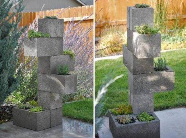 Do-it-yourself vertical flower beds from improvised means