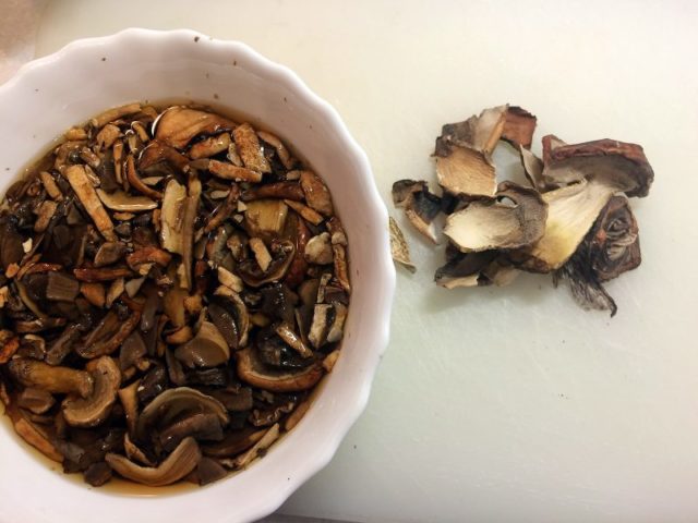 Do porcini mushrooms soak