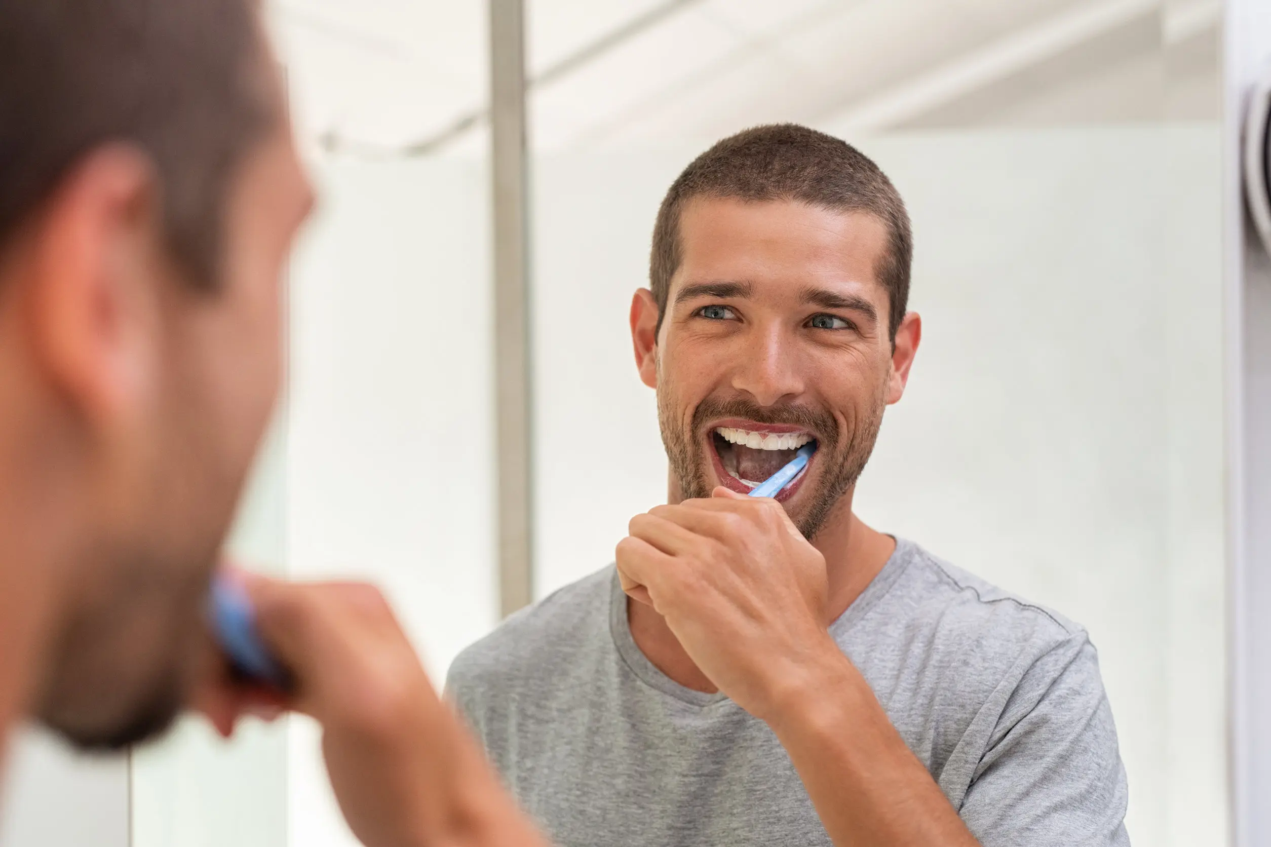 Do you brush your teeth often in a hurry? You can hurt yourself