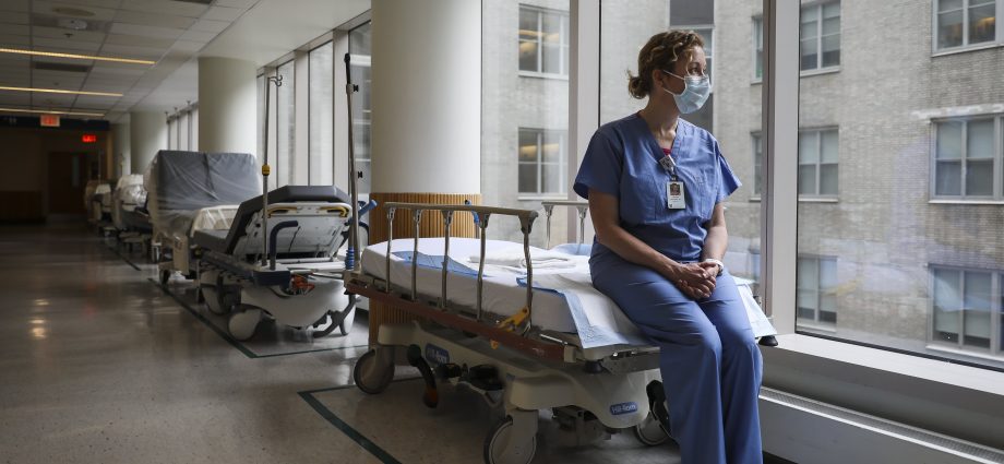 Doctor: in hospitals, no declines in infections are visible, entire families are ill