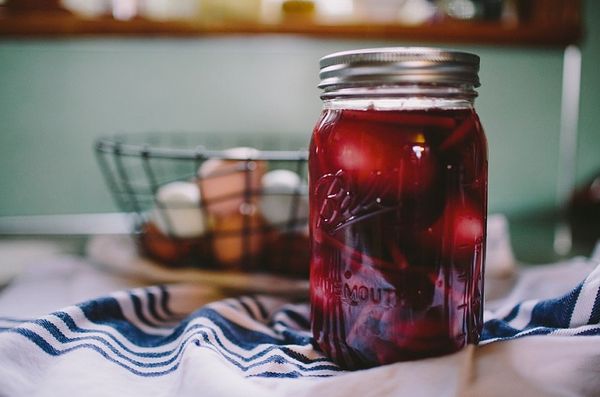 Dogwood jam: recipes for making dogwood treats with and without seeds, with apples and barberries