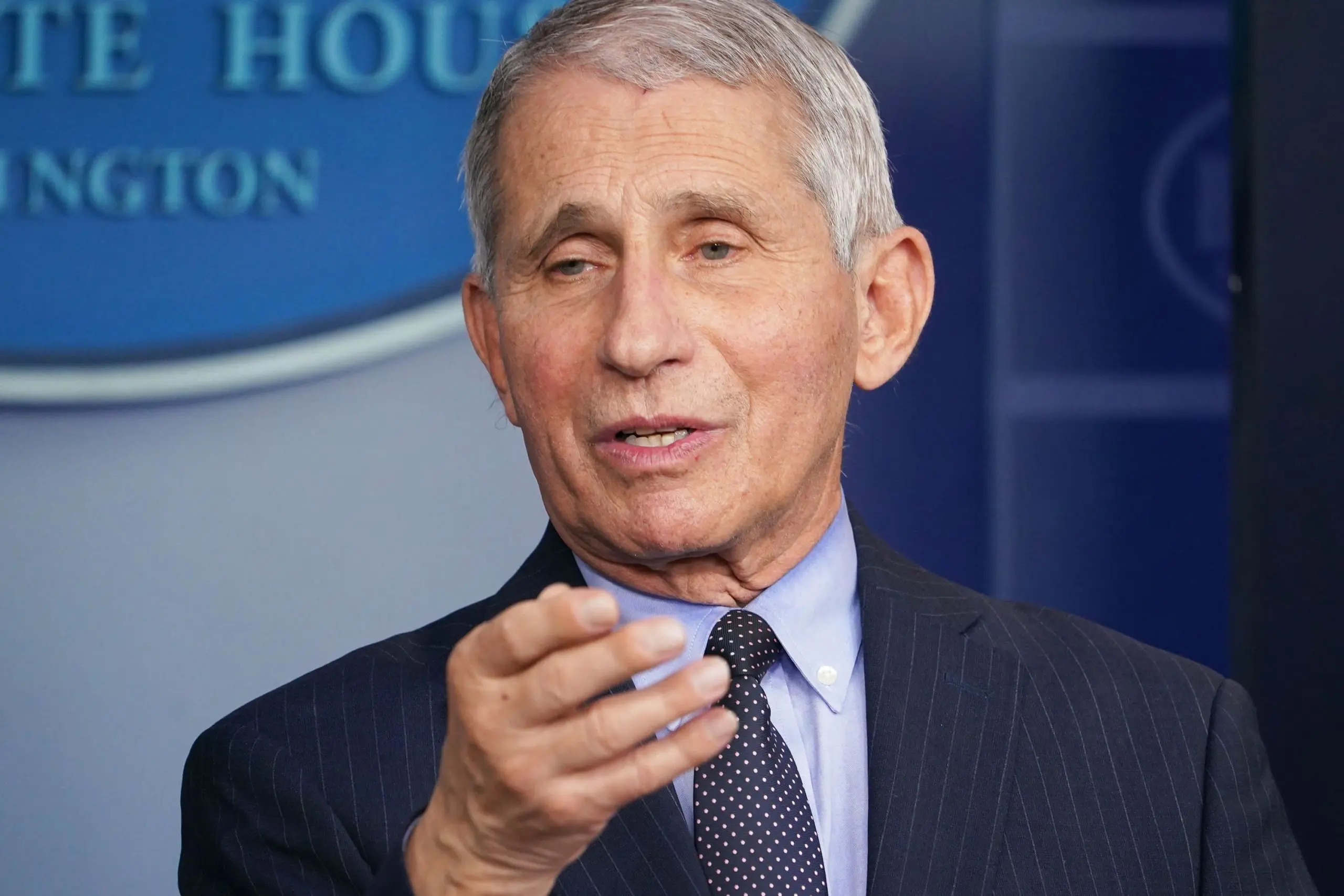 Dr.Fauci: Americans will achieve herd immunity in summer 2021. There are two conditions