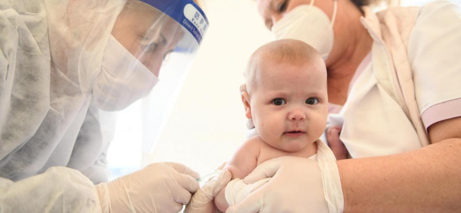 Dr. Stopyra warns: any child who is not vaccinated will become ill