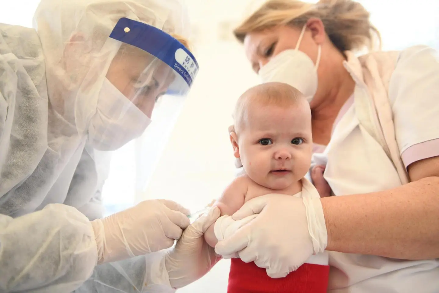 Dr. Stopyra warns: any child who is not vaccinated will become ill