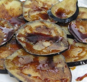 Dried eggplant for the winter at home