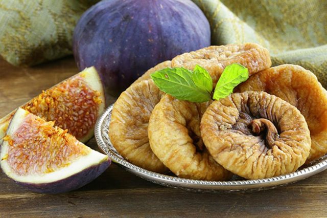 Dried figs: benefits and harms to the body