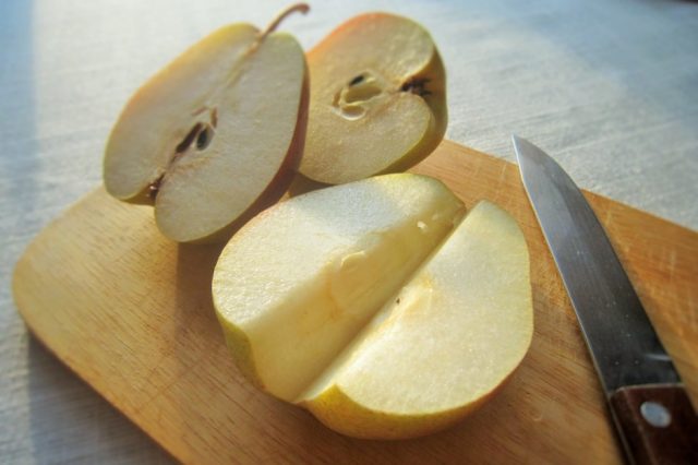 Dried pears at home