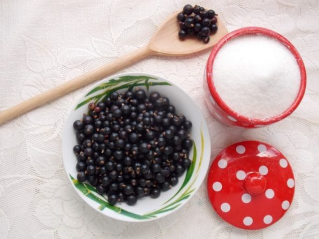 Dry blackcurrant jam