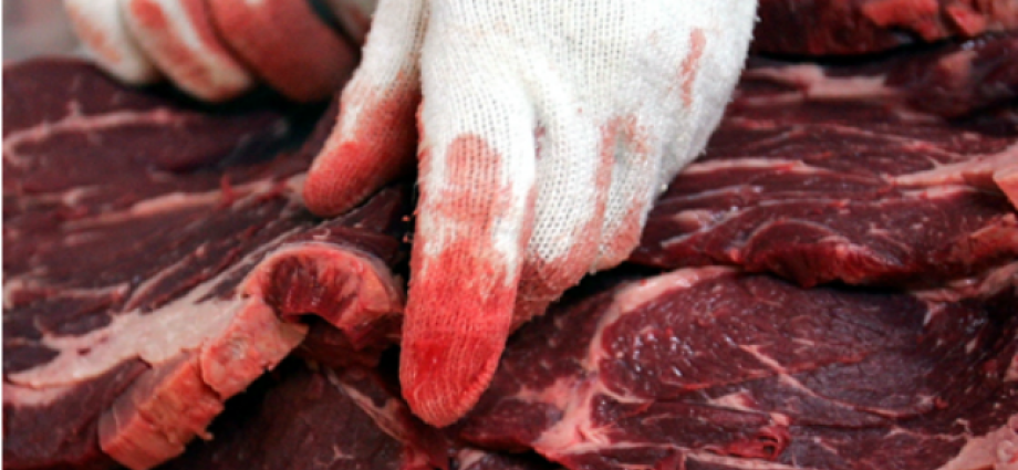 Eating meat affects the earlier menstruation