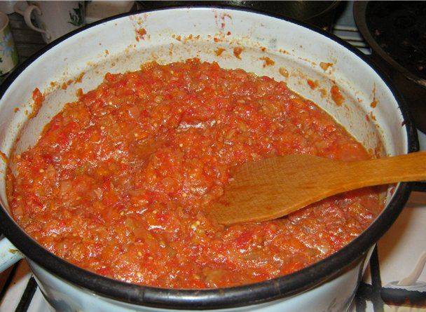 Eggplant and tomato caviar 