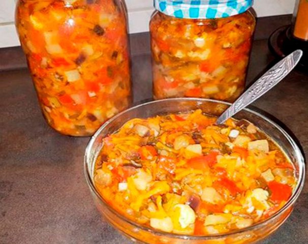 Eggplant baked appetizer for the winter