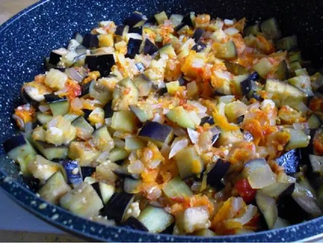 Eggplant caviar in a pan 