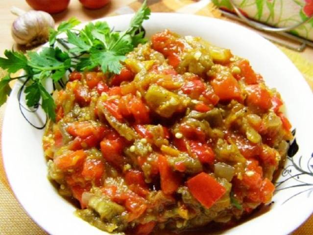 Eggplant caviar in a slow cooker