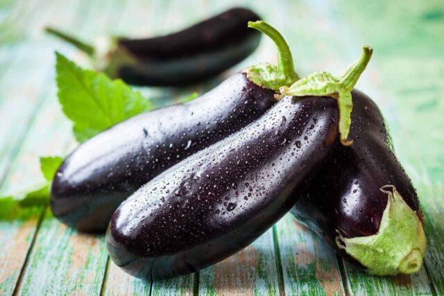 Eggplant variety Fabina F1: description and photo