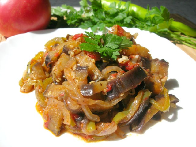 Eggplant with champignons: a recipe for the winter with a photo