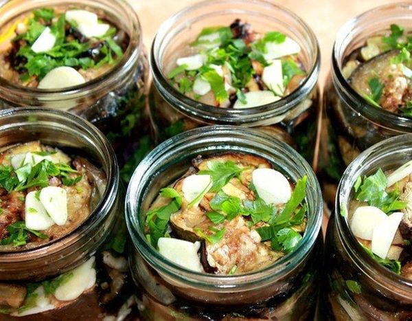 Eggplants for the winter: recipes for pickled, salted, pickled, fried snacks in jars