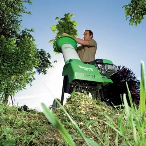 Electric wood shredder