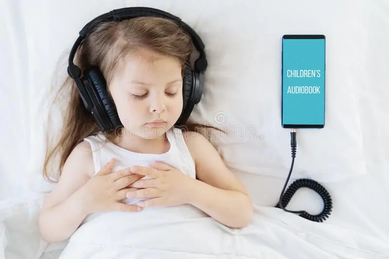 Examination: one in ten young children falls asleep with headphones on