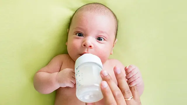 Feeding babies with a bottle for too long leads to obesity