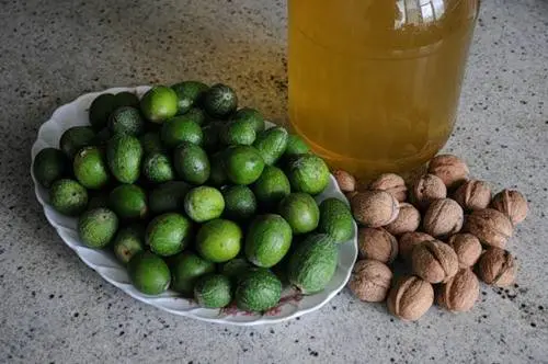 Feijoa jam without cooking