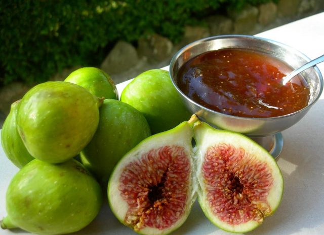 Fig jam: cooking recipes