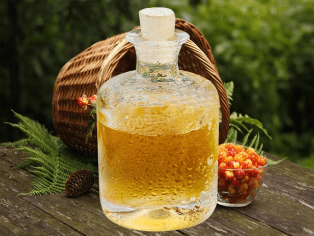 Finnish cloudberry liqueur