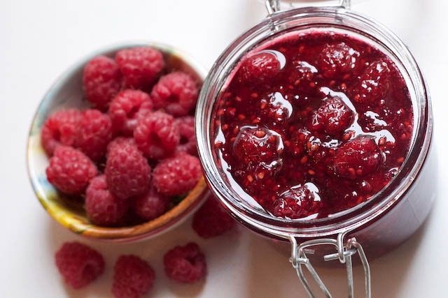 Five-minute raspberry jam: step-by-step instructions for the winter