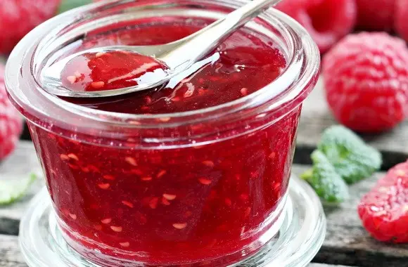 Five-minute raspberry jam: step-by-step instructions for the winter