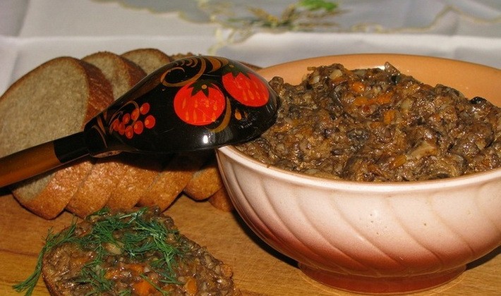 Freezing mushrooms for the winter in raw, boiled and salted form