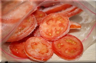 Freezing tomatoes for the winter at home