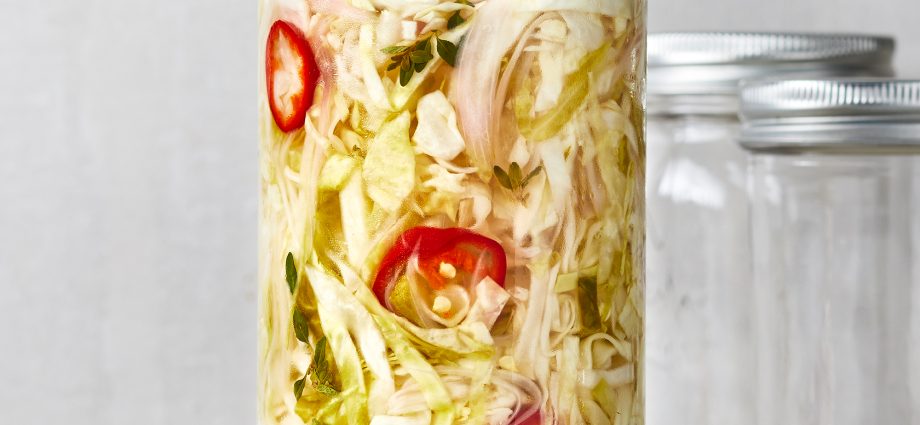 Fresh pickled cabbage: recipe