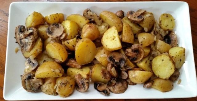 Fried boletus with potatoes: cooking recipes