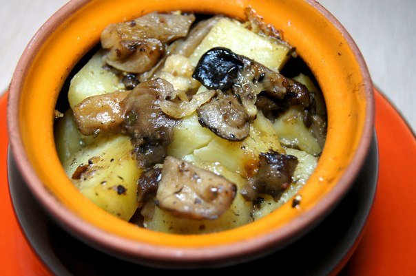 Fried boletus with potatoes: cooking recipes