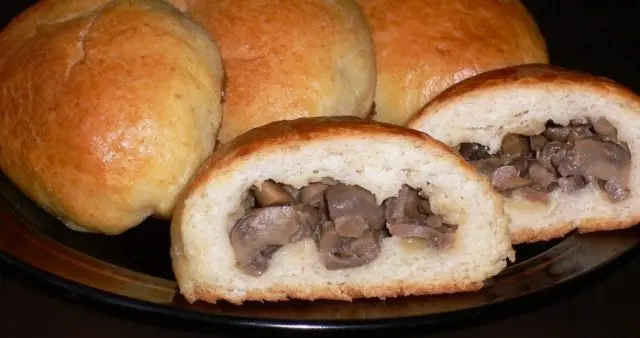 Fried champignons with onions in a pan, in a slow cooker: how delicious to fry with carrots, whole