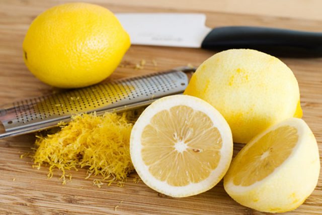 Frozen lemon: benefits and harms