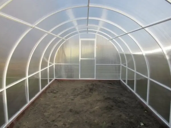 Galvanized profile pipe for greenhouses: construction